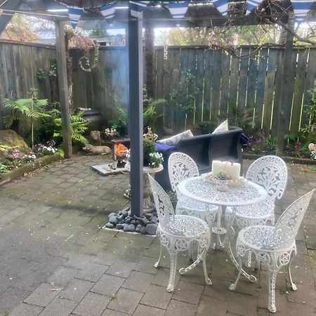 Anglers Adventure Paradise Cabin Bnb Wifi Parking Turangi Exterior foto